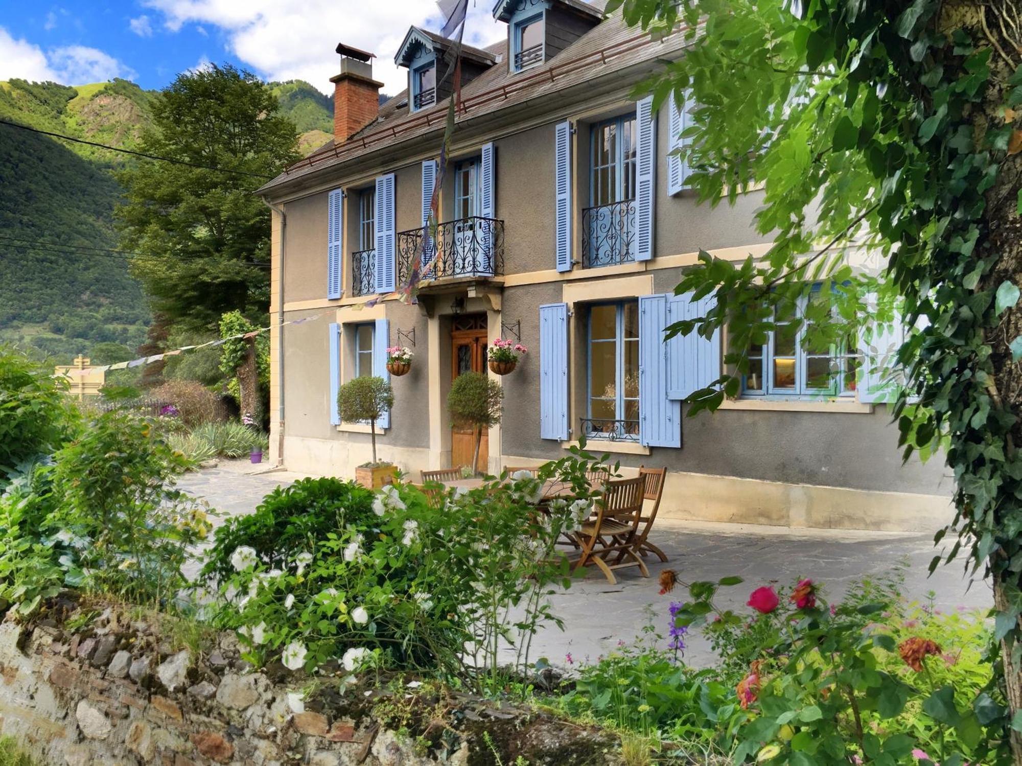 Papilio Bed and Breakfast Montauban-de-Luchon Εξωτερικό φωτογραφία