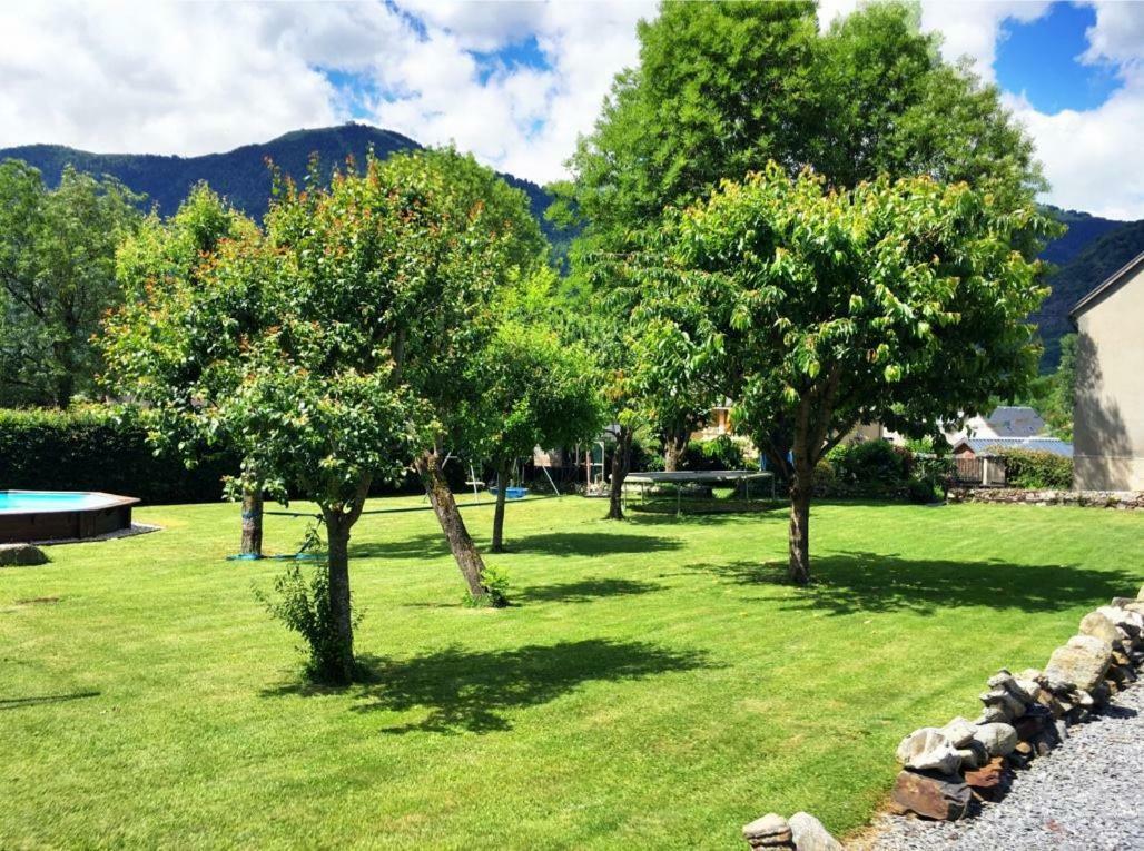 Papilio Bed and Breakfast Montauban-de-Luchon Εξωτερικό φωτογραφία